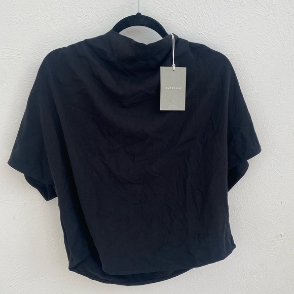 Everlane Top sz 2 Women’s Black Blouse Short Sleeve The Modern Drape Lyocell NEW - Picture 1 of 4
